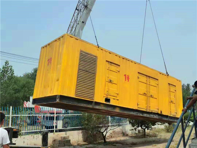 临洮300KW柴油发电机组油耗是多少?