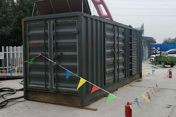 临洮发电机租赁空气滤清器多久更换一次?
